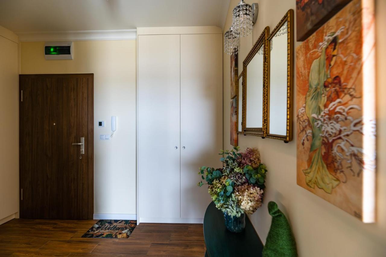 Zielony Apartament Pod Zaglami Zegrze Poludniowe Екстериор снимка